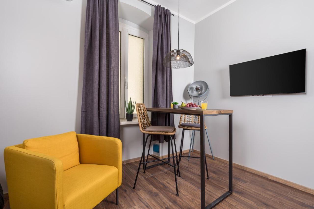 Apartments Porto Marina 2 Rijeka Luaran gambar